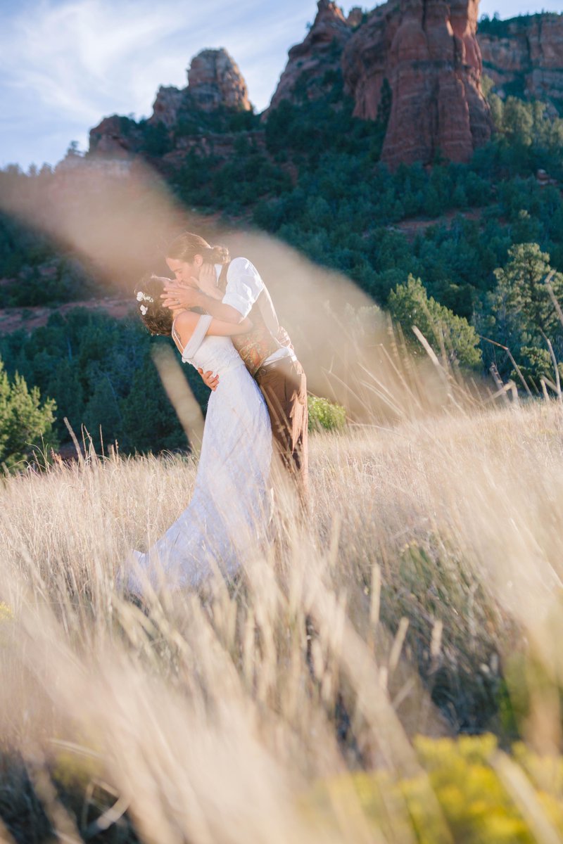 BonMillerPhoto's tweet photo. losing my rules about photography #bonskills #sedonawedding #azbride #creativefocus #arizonaweddingphotographer http://t.co/ZCqoTLmbw2