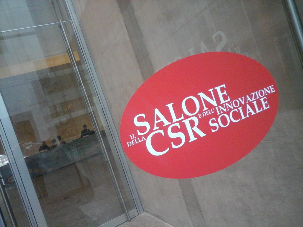 FondSodalitas's tweet photo. Eccoci al @CSRIS_it! Fra poco parleremo di multi-stakeholder strategy #SSForum #CSRIS15 http://t.co/CNasj6dI7u