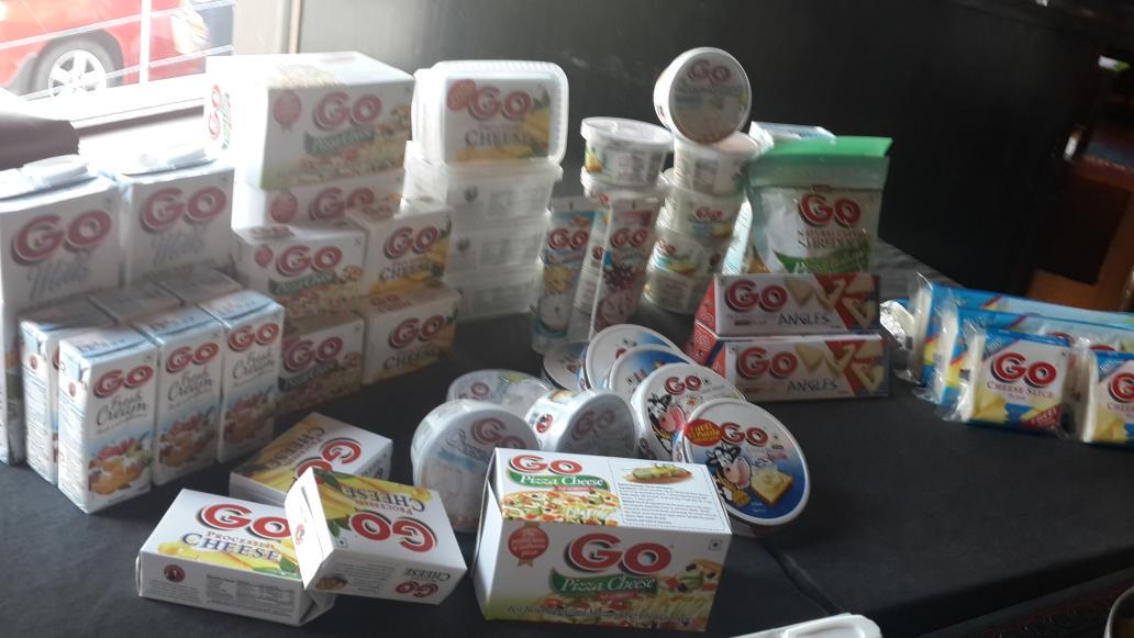 PariVasisht's tweet photo. #BrunchWithGoCheese The range of Cheese from @GoCheeseIndia http://t.co/F9UMMjEnBM