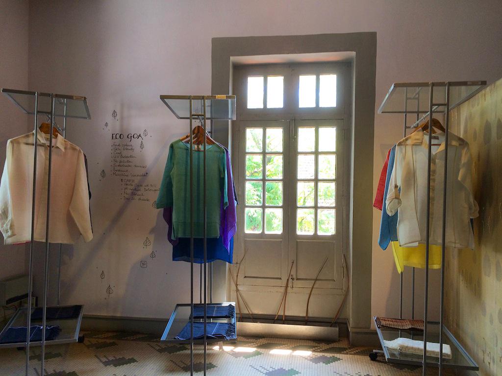 Wendellrodricks's tweet photo. #EcoGoa #WendellRodricks space #Goa, new l#inen and #cotton-linen for #ladies #gents #woven by the needy in #Kolkata http://t.co/hPJs6Nwqz0