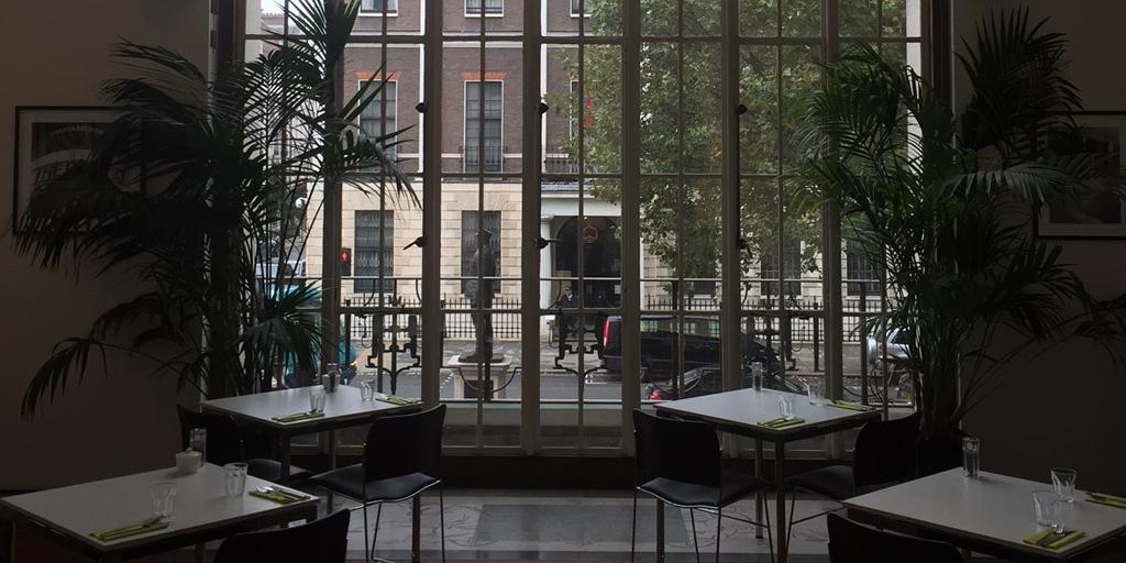 thewindowfilmco's tweet image. A busy day for the team! We&apos;ve got staff at the @riba_cpd #networkingforum at @RIBA HQ...