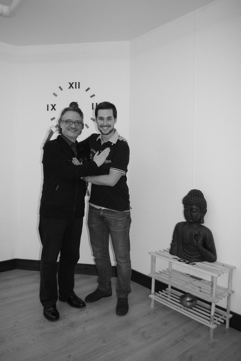 TashiYoga's tweet photo. Después de un año de apertura...Gracias por hacernos crecer cada día :) http://t.co/4sQXNSPP0C