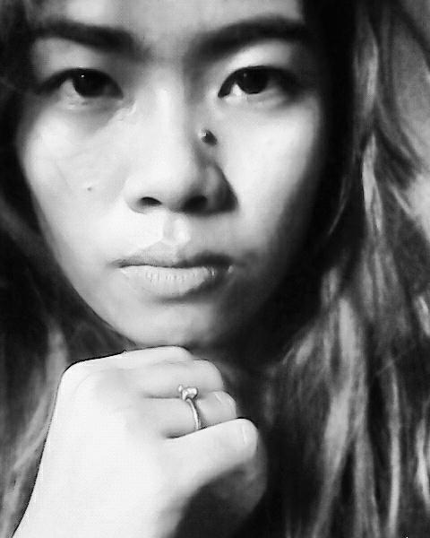 laranishhh's tweet image. Sbhn mo lng kung lalaban ka. #coverissue #blackandwhite #serious #bebeh