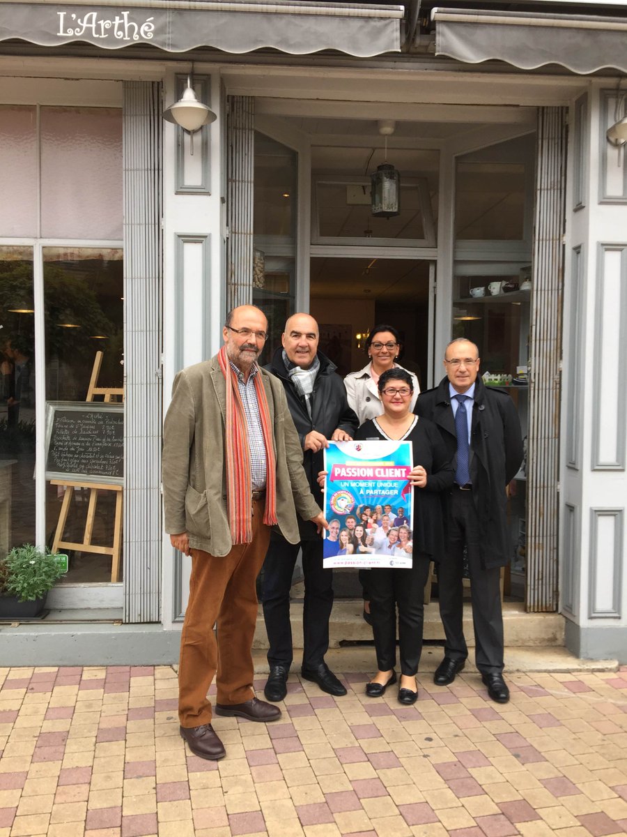 alaincremont's tweet photo. A #SOISSONS MOBILISATION des commerçants et lancement de l'opération en partenariat avec la #cci #passionclient http://t.co/gM7YaYQGlF