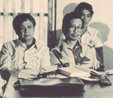 tonyocruz's tweet photo. Joker Arroyo defended freedom-fighters like Jose Maria Sison before the Marcos dictatorship's kangaroo courts. http://t.co/7lDbSV0pWp