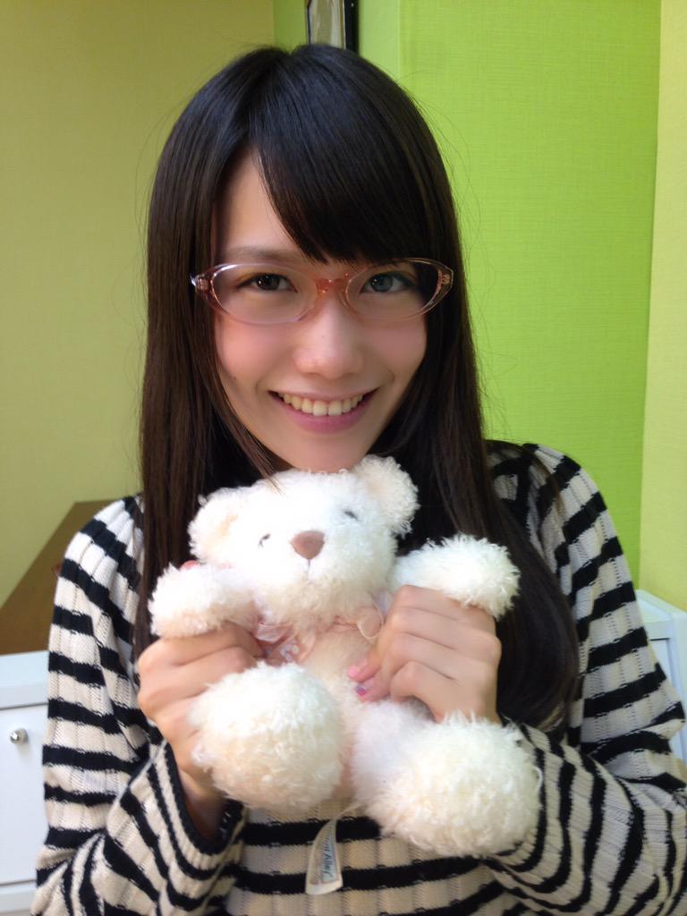 加藤里保菜 私にかけて欲しいメガネランキング ぶぶたす アプリから投票できます 今日も載せるよ 一位のメガネは後日番組で私がかけちゃいます そして このメガネたちは3名の方にプレゼントで当たるので是非投票してね Http T Co 7bdlpotebp 加藤里保菜 私にかけて欲しいメガネランキング ぶぶたす アプリから投票できます 今日も載せるよ 一位のメガネは後日番組で私がかけちゃいます そして このメガネたちは3名の方にプレゼントで当たるので是非投票してね Http T Co 7bdlpotebp