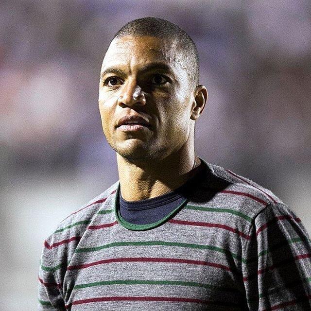 Happy birthday to Nelson who turns 42 today! 