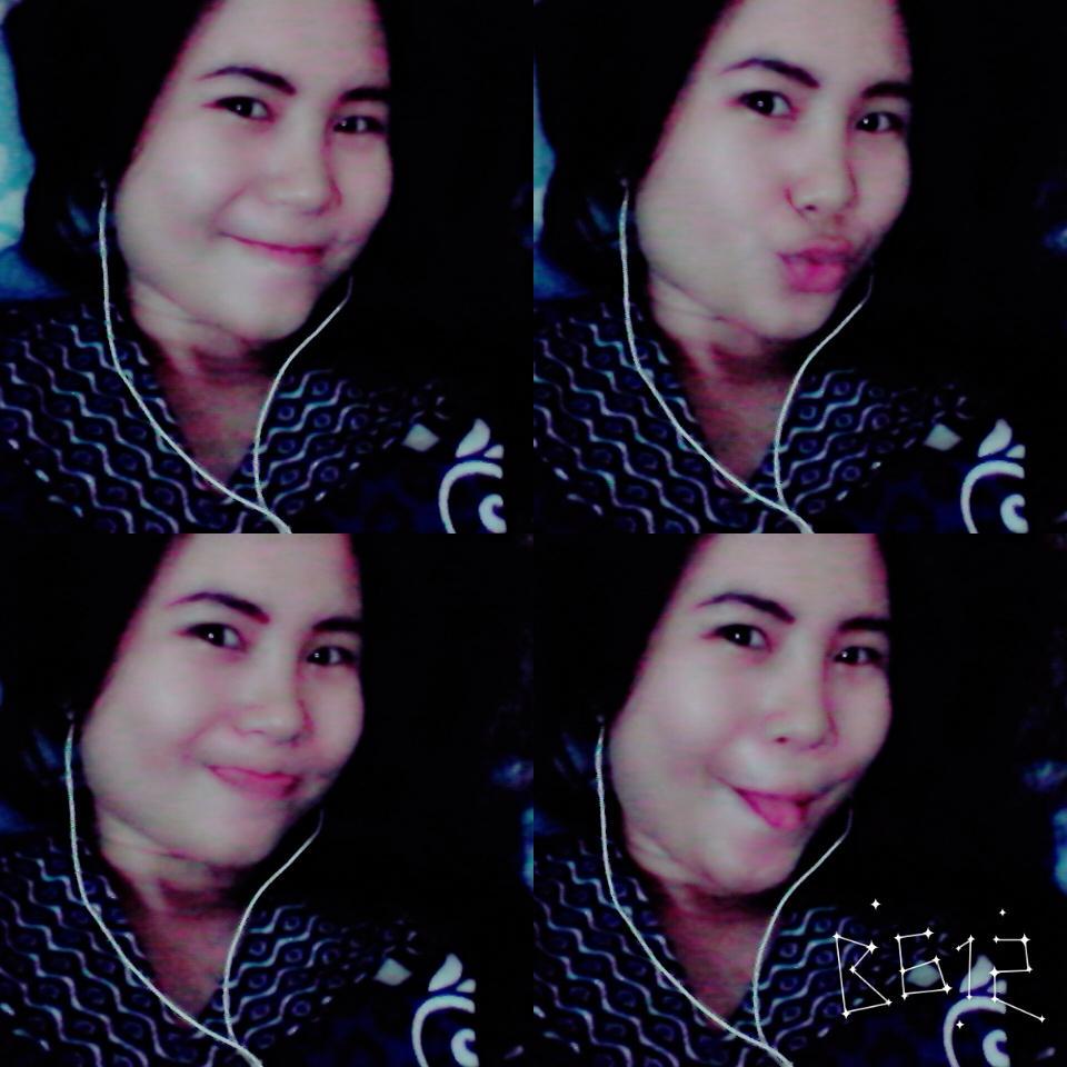 Daripada nangis aja mendingan selfie cing 😄👐