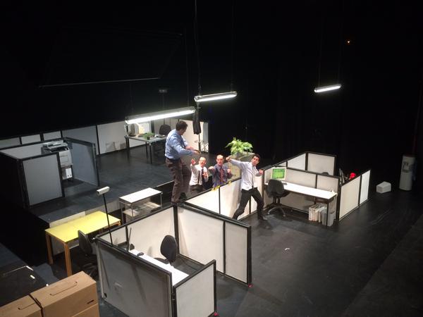 BLAMelShow's tweet photo. Ya tenemos a toda la crew de #BLAMelShow en el escenario de @BARTSbcn . ¡Hoy toca pre-estreno! #Barcelona http://t.co/BOl34EiP7G