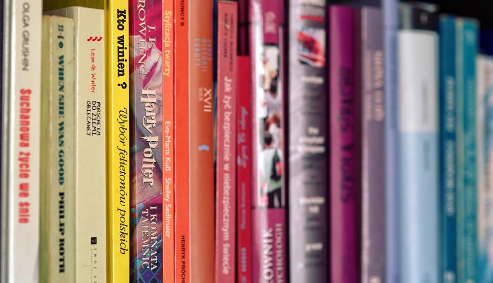 gebrauchtde's tweet photo. Häufig verstauben #Bücher nach dem ersten Gebrauch im Regal.Warum diese nicht #verkaufen? 

http://t.co/rPXvzsr6FE http://t.co/Xl0vOSVj9G