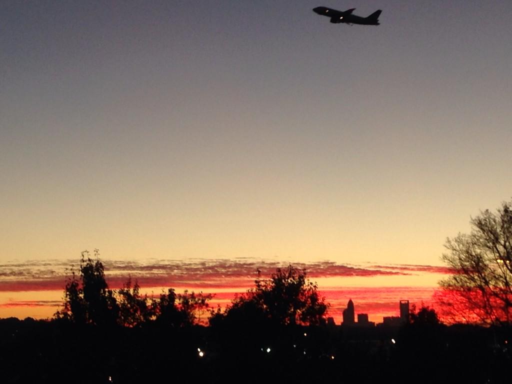 DannyCLT's tweet photo. Looking good this morning, Charlotte. #MyCLT #ExploreCLT http://t.co/Gr7jSy9nq4