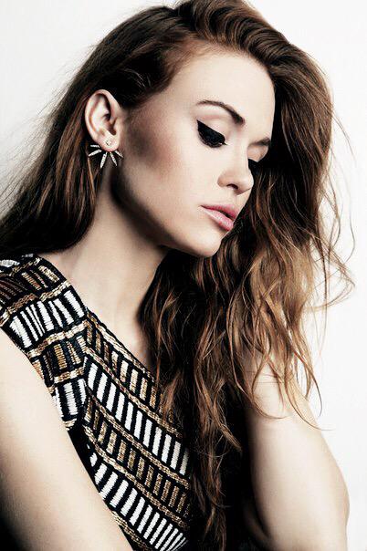 HAPPY BIRTHDAY TO MY MODEL, HOLLAND RODEN, YOU\RE THE MOST AMAZING AND BEAUTIFUL WOMAN, I LOVE YOU SO MUCH  