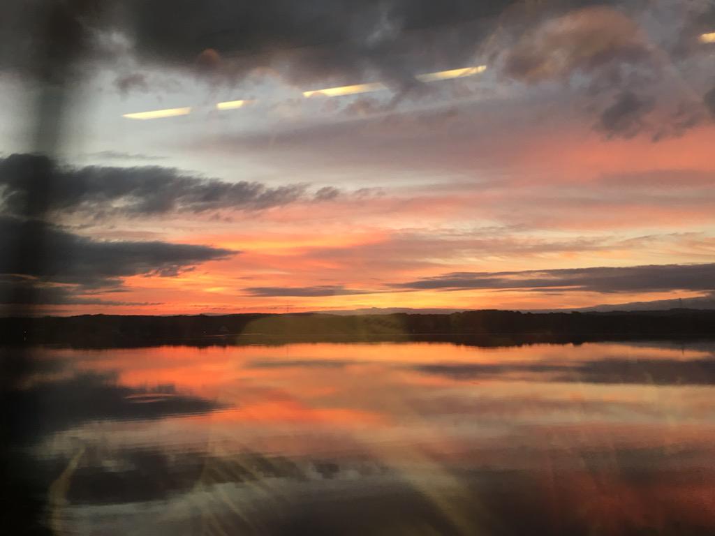 malvarado73's tweet photo. What a beautiful start to the day. http://t.co/aJCCRBLIp1