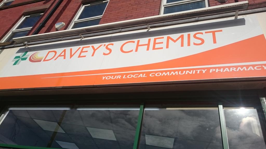 EmmaFinnie's tweet photo. @DaveysChemist Kensington high Street prescriptions flu vaccines and stop smoking @LiveWellLpool #Stanwell #team1 http://t.co/1EfY1OXrim