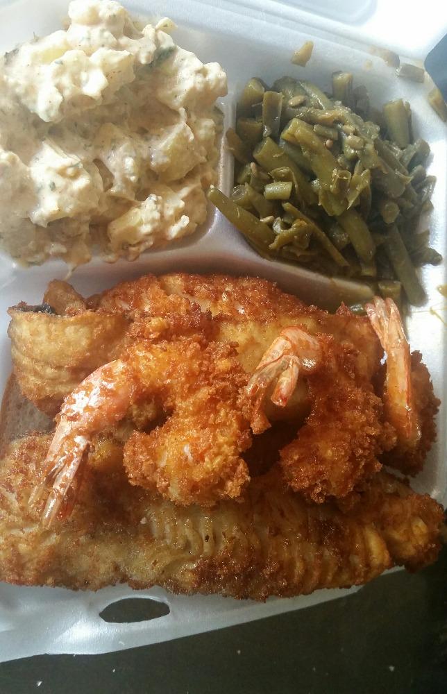 redfishbluechic's tweet photo. Our #3 fish, shrimp, potato salad, string beans..we are on baltimore and greene today #yeahitsthatgood http://t.co/kS9QRZb8qg