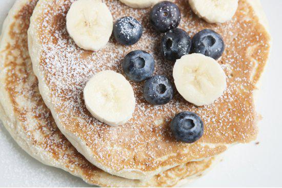 VCPBelgium's tweet photo. Heerlijk én simpel receptje voor op deze druilerige woensdagnamiddag: bananenpannenkoekjes! http://t.co/LMyPfbzX1X http://t.co/UQI6AsyY2O