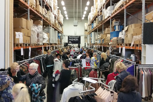 De Mega Magazijn Verkoop is gestart! Kom langs en profiteer van heel veel keus én korting > tinyurl.com/ndvwvqd