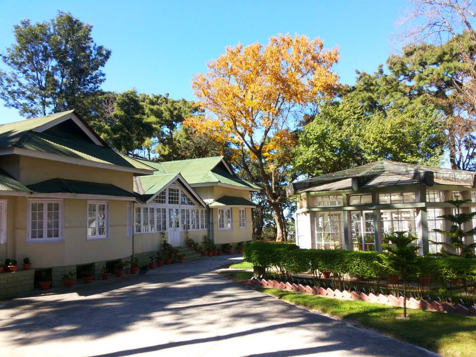 CollegeDekho's tweet image. The dream of #IIMShillong
#CommonAdmissionTest #SelectionProcess #InterviewScore
Read More @ bit.ly/1hqpDq4