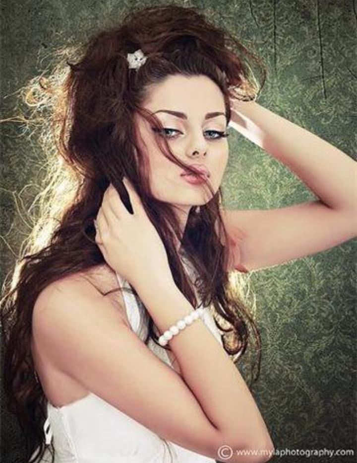اشتهي انسگآب{ احبگ }
🎵🎼 بهدوء في اذني
هذا امسآء
♡♡♡·
# -مسآئيآت