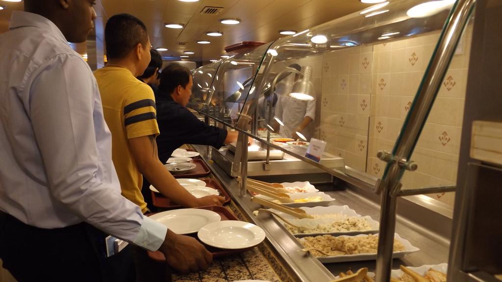 JacintaKovacs's tweet photo. Busy lunch in #crewmess #carnivaljourneys http://t.co/bEGtv0qz1c