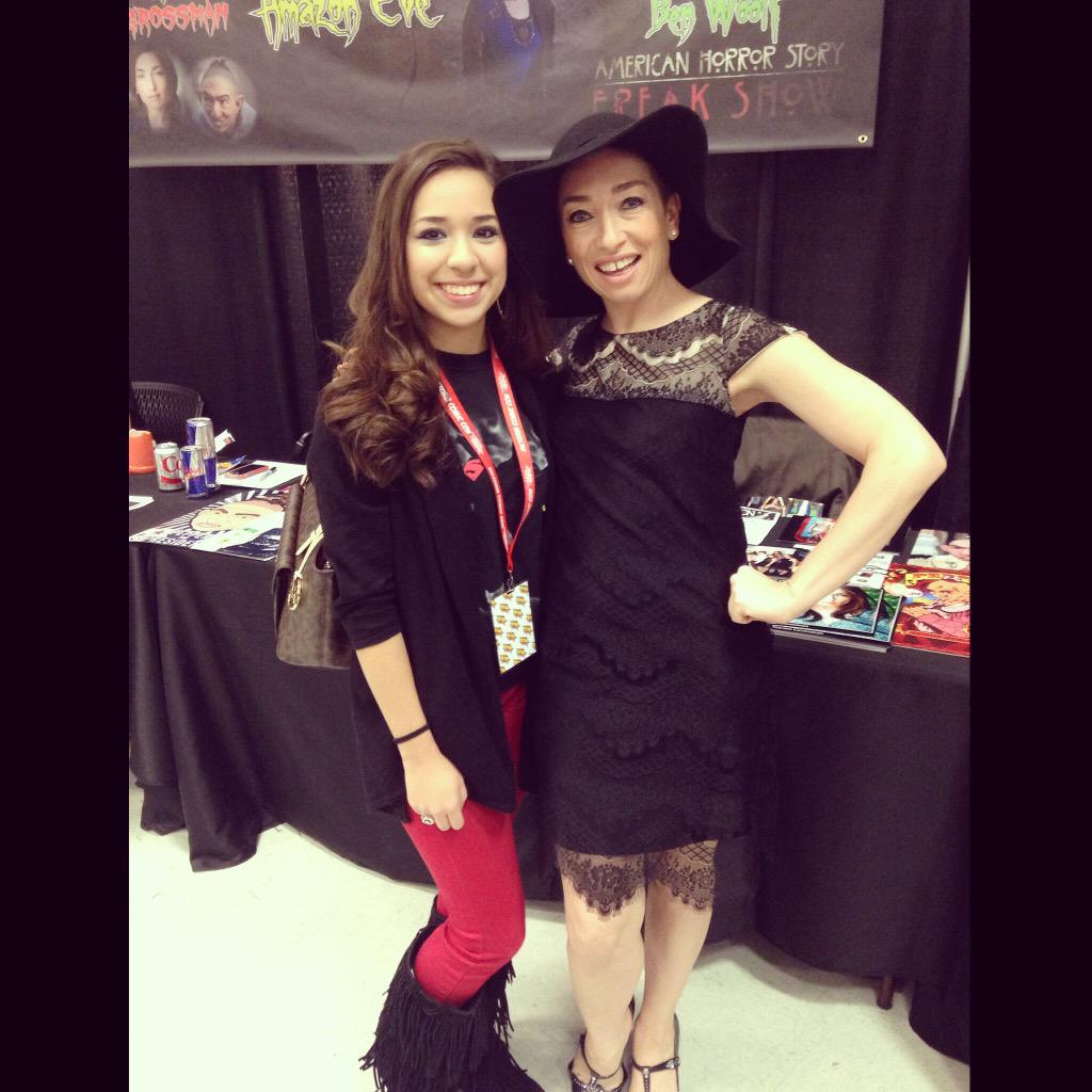 dccdestiny's tweet photo. In honor of AHS tonight!
#ripbenwoolf @AmazonEve @naomiwgrossman http://t.co/1Z6FFvdraY