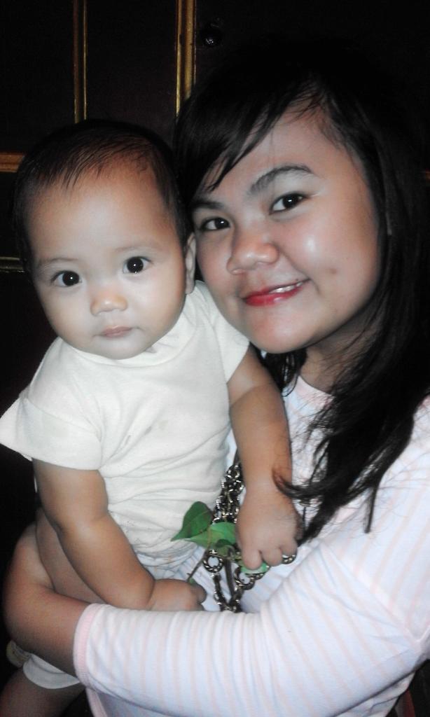 putrialbara's tweet image. Ï