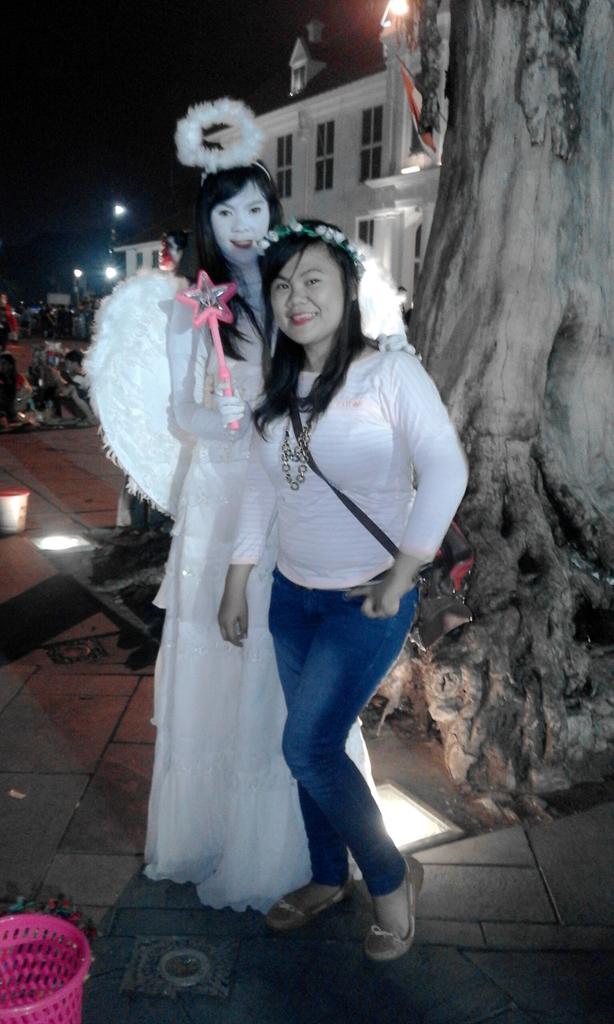 putrialbara's tweet image. Ū