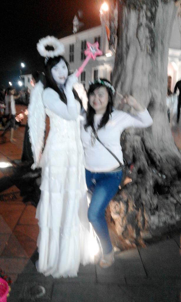 putrialbara's tweet image. Ū