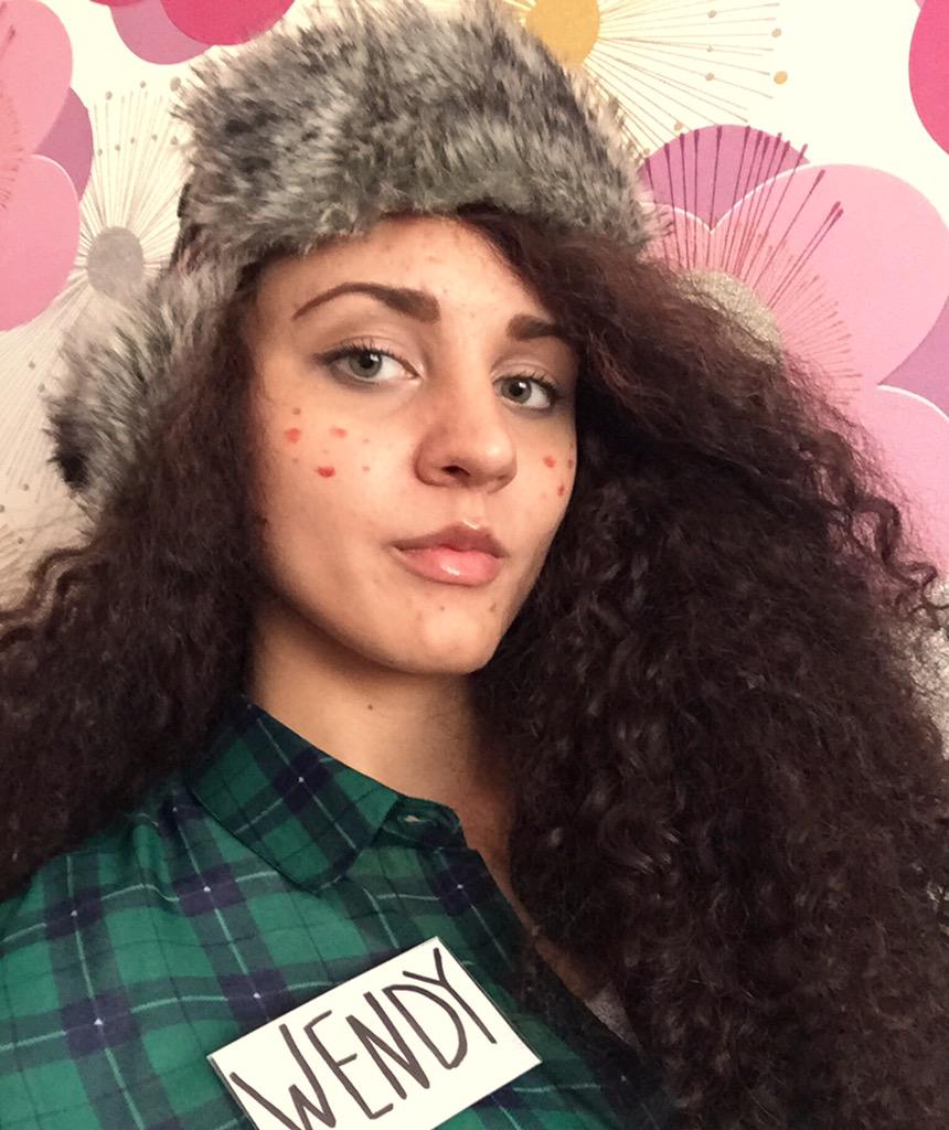 Yana_Breath's tweet photo. Well, well, well, let's try Wendy cosplay 😛 #cosplay #Wendy #GravityFalls #WendyCorduroy #gfalls #cartoon #fun http://t.co/jHE9KzTbnY