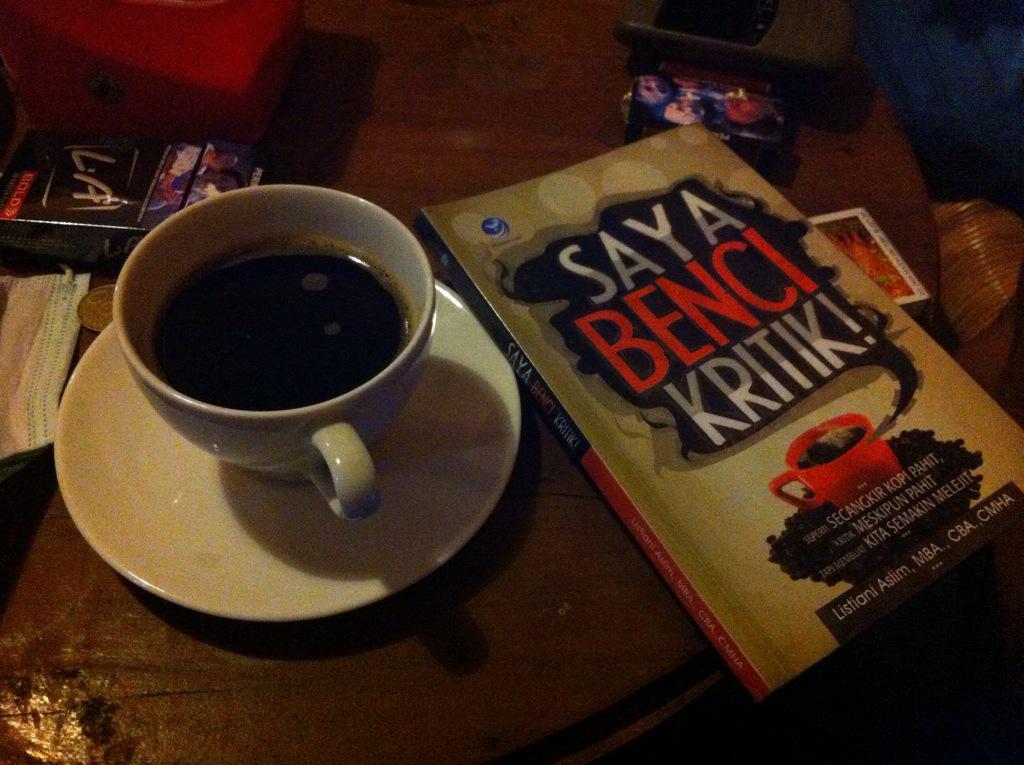 Kopi dulu biar gak panik