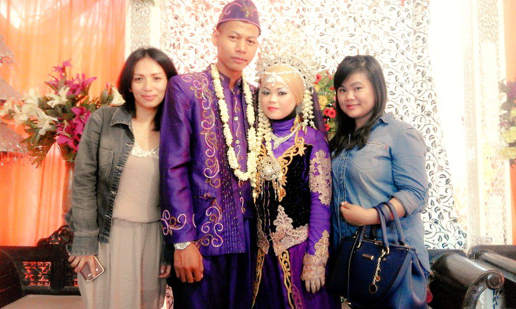 putrialbara's tweet image. 