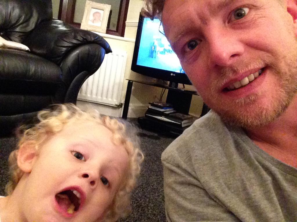 burny26's tweet photo. @SkySportsDarts come on the thorn http://t.co/0QauaoO0d8