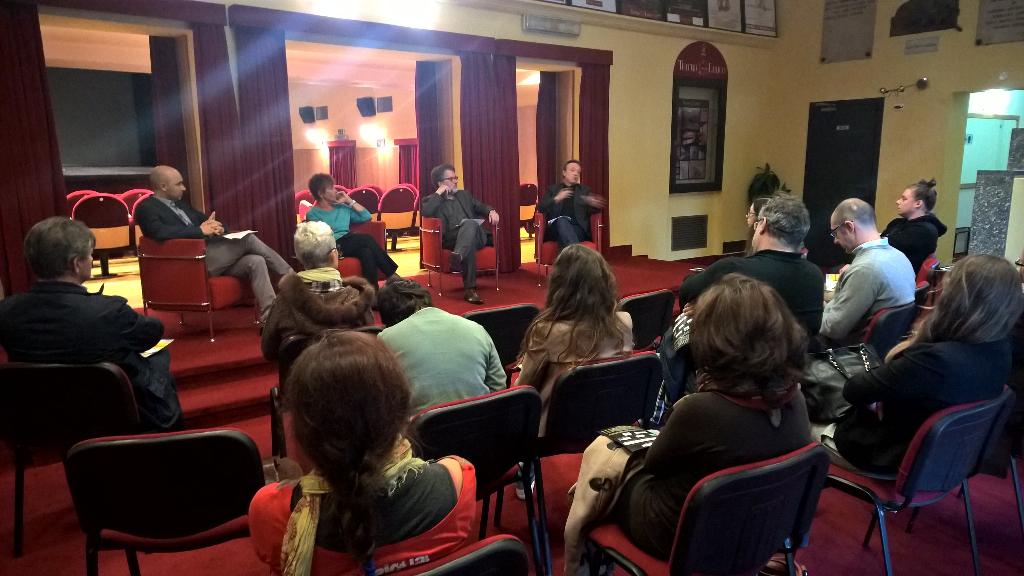 ComuneAbbiate's tweet photo. #Magenta #TeatroLirico conf stampa stagione teatrale #Incontroscena @TeatroNavigli @cittadimagenta Abbiategrasso http://t.co/3OB4MJl5MD