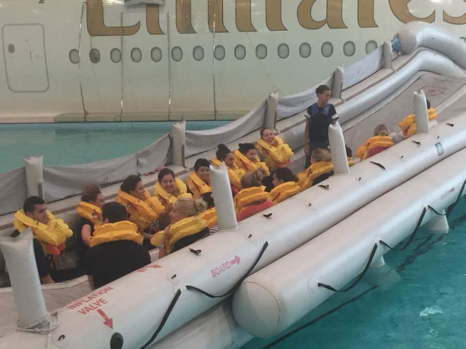HNoordinx's tweet photo. Evactuate evacuate 😆 #Emirates #EK2931 http://t.co/gt1no6lSNN