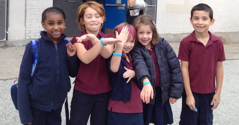 CookWissHSA's tweet photo. Showing off their #WalkToSchoolDay bracelets! #Roxborough #MNYK #PHLed http://t.co/0URN6t5yWe