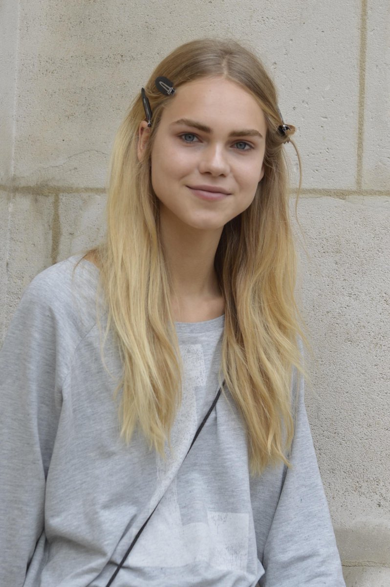 CelineMahou's tweet photo. Con ustedes #LineBrems, la nueva @Caradelevingne http://t.co/aXt89MLK4e