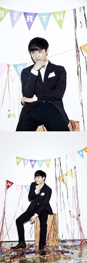 Nachi921126's tweet photo. 祝你生日快乐!张艺兴🌟
韓国と中国、世界中を飛び回って大変だけど、これからもレイさんを応援しています♪
#HaapyLayDay #HappybirthdayYixing #张艺兴1007生日快乐 http://t.co/79zRr6n38S