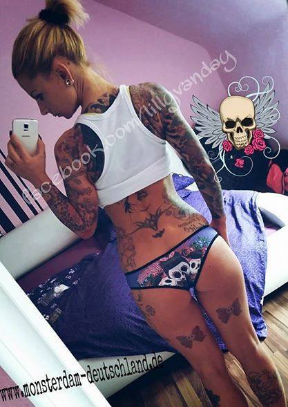 eroticrobert's tweet photo. Inked and Sexy http://t.co/QvNtz3g0xY http://t.co/rksWbULmKd