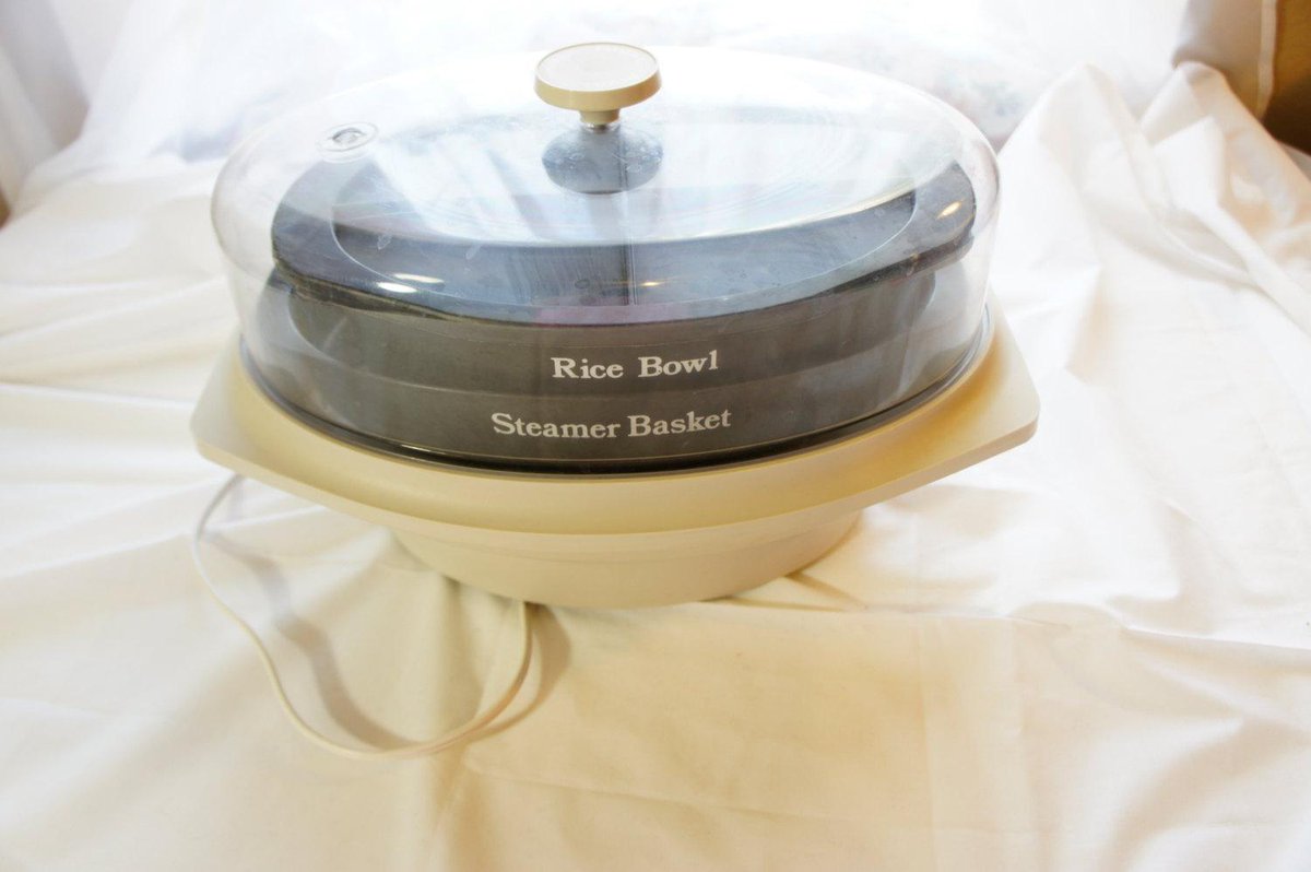 zeppy_cooking's tweet image. Vintage Rival #Stearmer RIce Cooker #model 4500 with manual works #complete Healt, LINK:
zeppy.io/product/us/3/2…