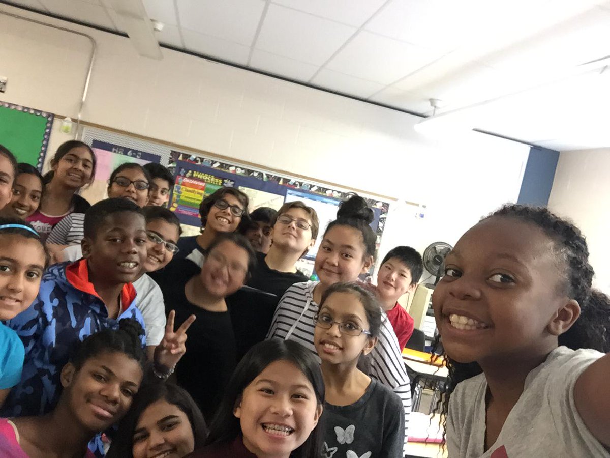 cmolnar21's tweet photo. Mrs. Molnar's Pd 2 Science class showing RESPECT! #JAMSRespect #JAMSuKnighted #jamsscience http://t.co/GsBEhDcEpD