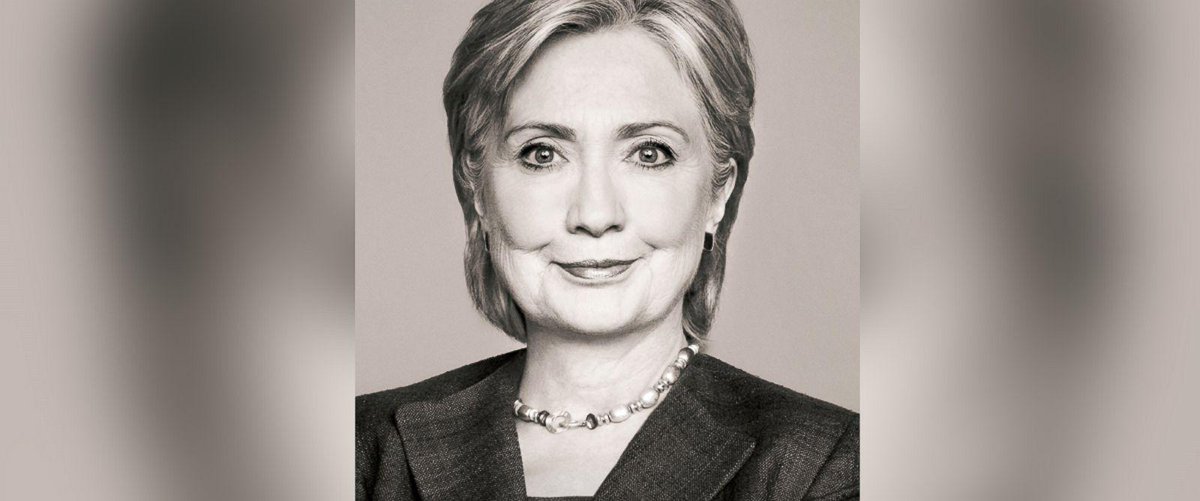ABC's tweet photo. Hillary Clinton sends GOP candidates copies of her book and tells them to join a book club: http://t.co/uUoxohDjq4 http://t.co/Zbulm9Q0kY