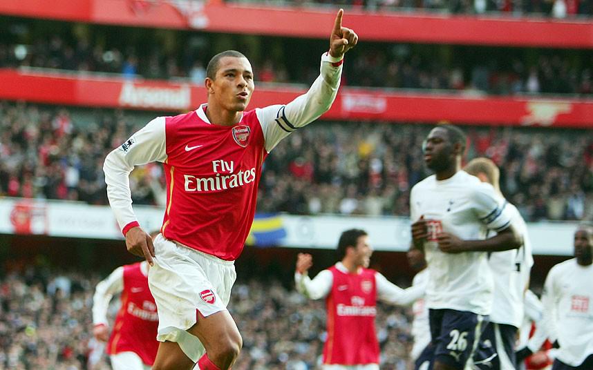 Happy 39th birthday to Invincible Gilberto Silva! 
