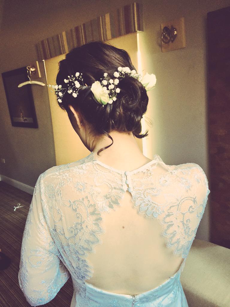 ThisIsAnnaWhite's tweet photo. Lauren's Hair and Make up @HydeBarn #WeddingWednesday http://t.co/V6D1C1SxNi