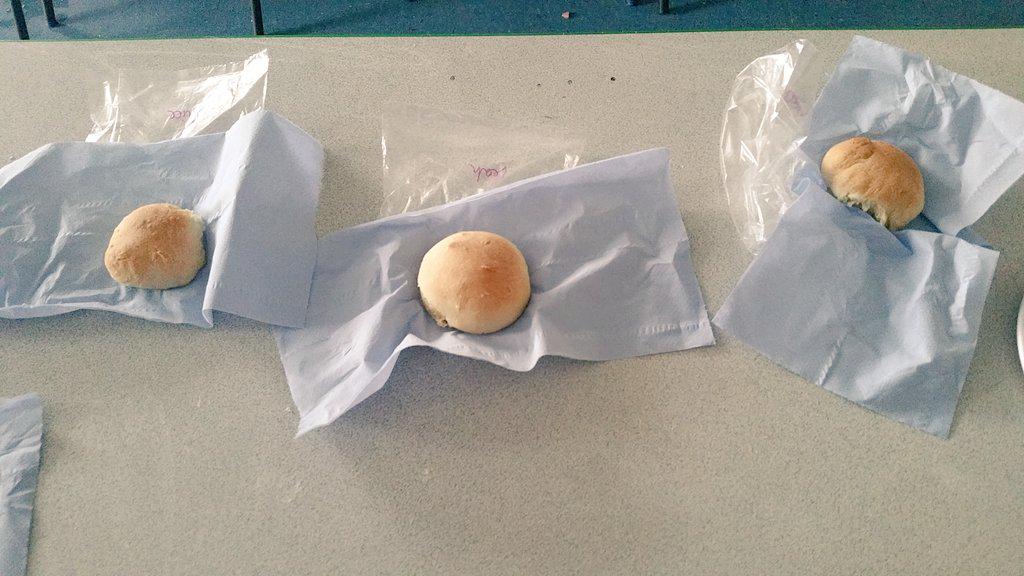 PW_Tower's tweet photo. Investigating micro-organisms with yeast. #homebaking http://t.co/Bp49fvOvRc