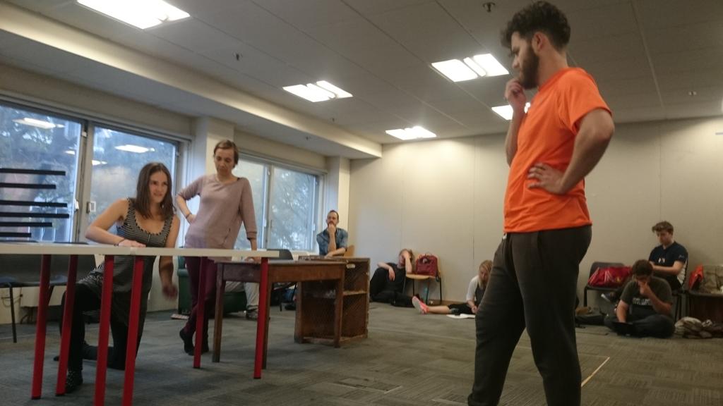 lizapplebe's tweet photo. Contemplation on the Table of Death 'hmmm what's the best way to cause maximum Payne' #GoRomeOrGoHome http://t.co/kRZpAQdWhf