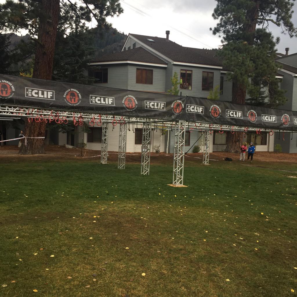 OptimusJoe72's tweet image. Disappointed I had to burpee out of this due to my injury..I am sure Spartan will conjure this up again?! #doublerig