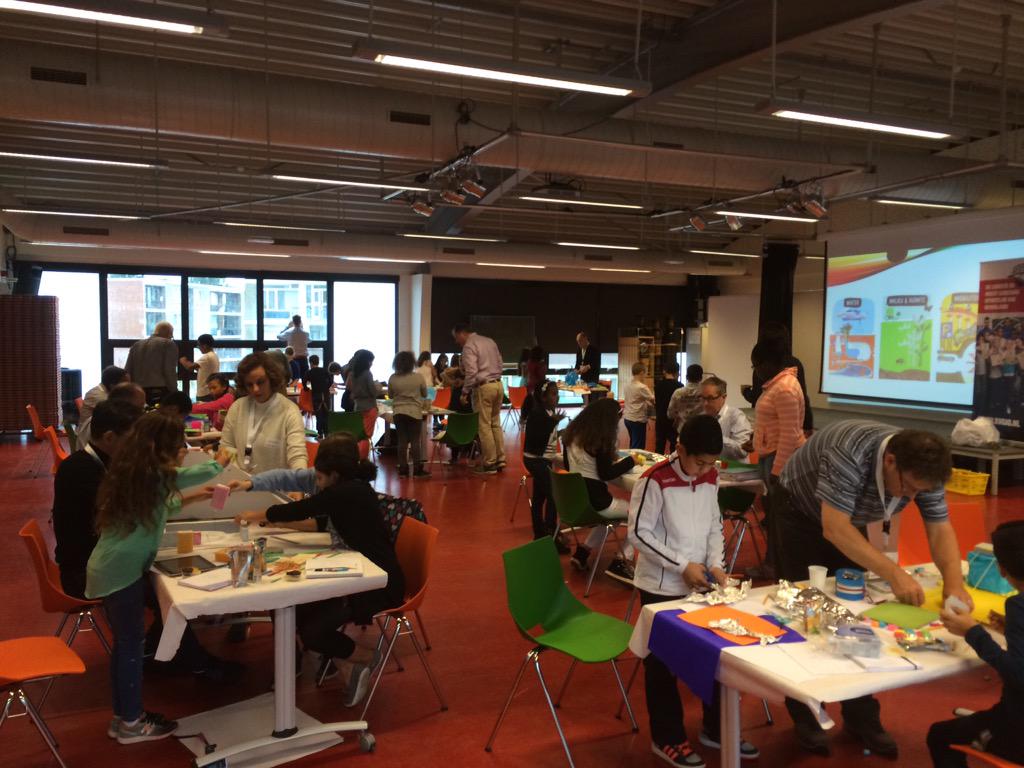 y_conijn's tweet photo. Connecting #AGLF, building the future with the children @ArcadisGlobal @decatamaran http://t.co/pjNnTwGC5k