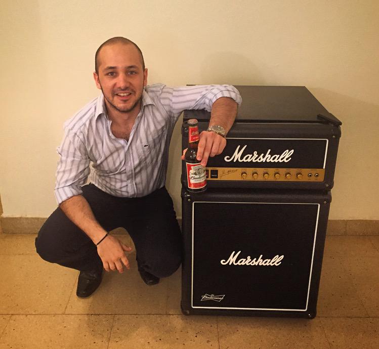 carlitosgauto's tweet photo. @Budweiser_py @Cervepar Gracias! Les amo! #MiniBud http://t.co/77kYrVuyiw