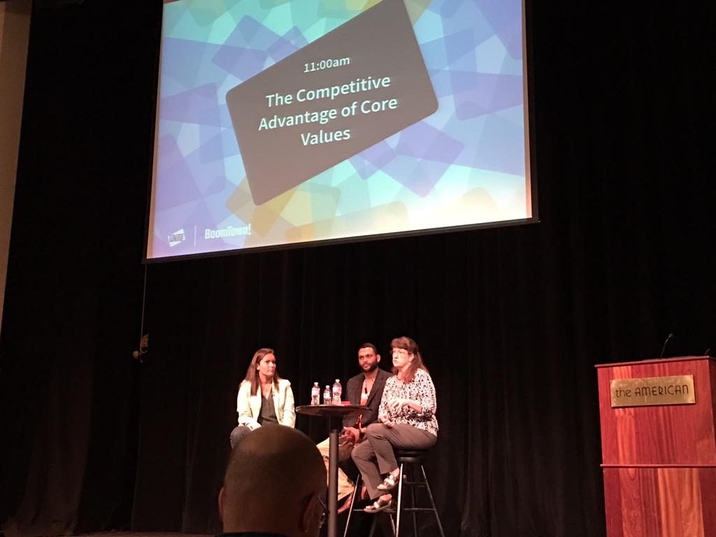 EHayen's tweet photo. Lol. Code word "dirty rug" #btunite #dirtyrug #pathandpost @beckybabcock http://t.co/pPUHSZxtke