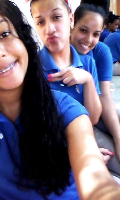 DaniorisPC's tweet photo. Mujeres mias 💜 #Recreoo' 😍 http://t.co/5RGTXt5HSQ